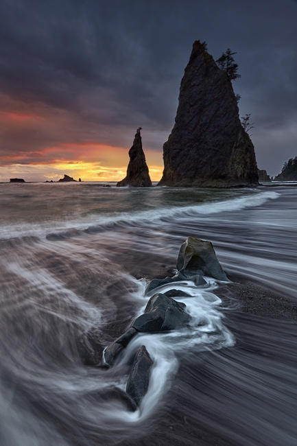 Seashore photography of Rialto beach